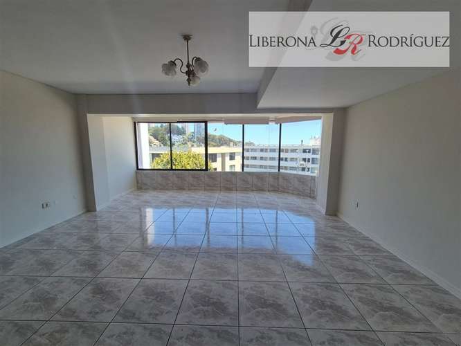 Casa en venta, a pasos del plan de Reñaca