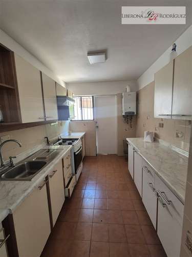 Casa en venta, a pasos del plan de Reñaca