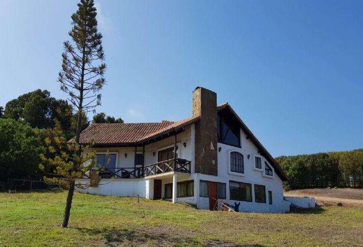 Casa en venta de 5 dorm. en Concón