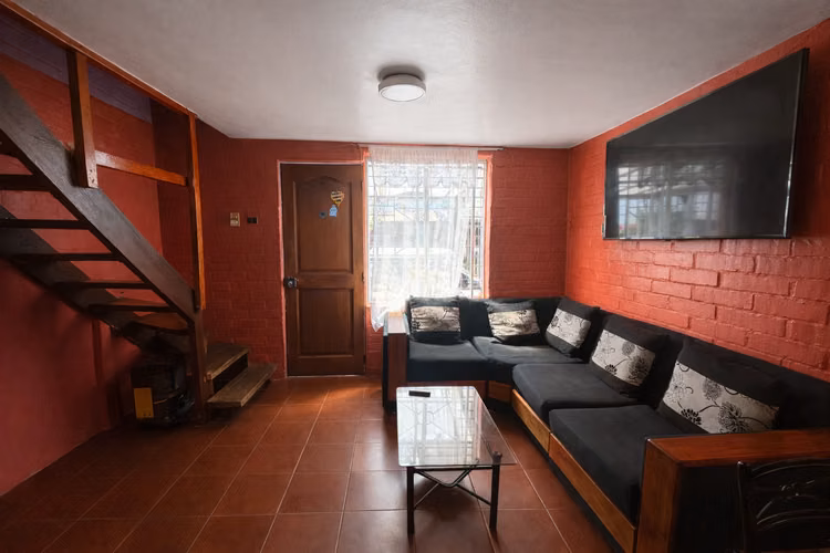 Casa 2DO PISO 3D 1B 1E 1B en el corazon de Concon + departamento atras para inversion