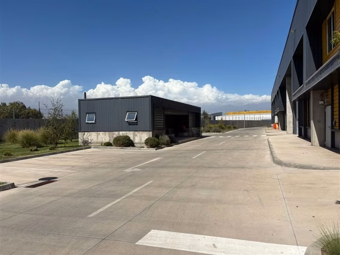 Bodega en arriendo en Quilicura