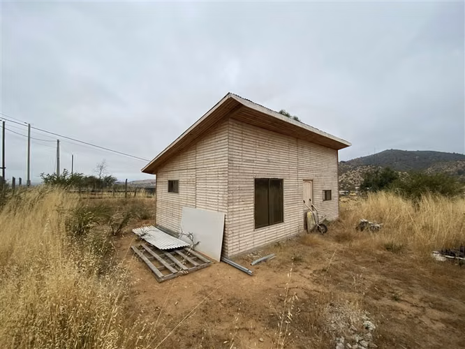 Sitio en venta en Melipilla gran vista con casa luz y pozo