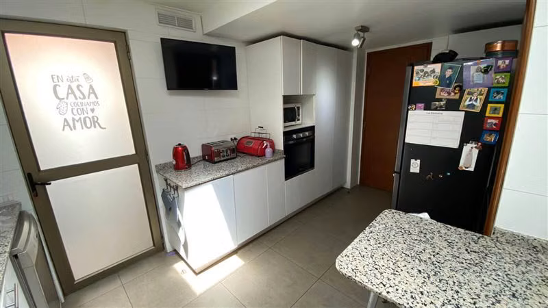 Casa en venta de 4 dorm. en La Reina