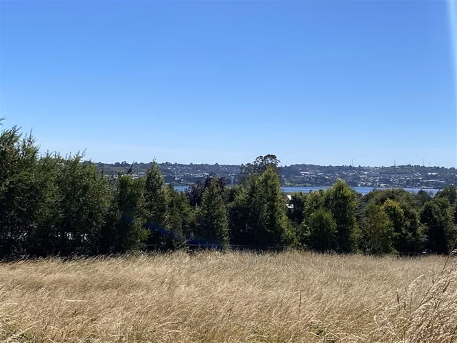 5.000 mts2 con vista al Lago, Condominio, Colegio Alemán