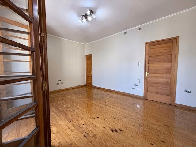 2 Casas/Oficinas remodeladas. 223 m2 const. Metro Salvador - Imagen 25