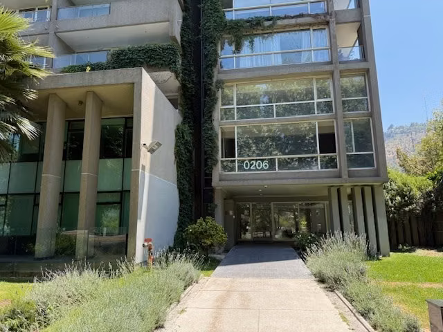 2 Casas/Oficinas remodeladas. 223 m2 const. Metro Salvador - Imagen 30