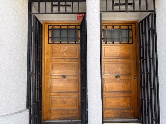 2 Casas/Oficina remodeladas. 223 m2 const. Metro Salvador - Imagen 28
