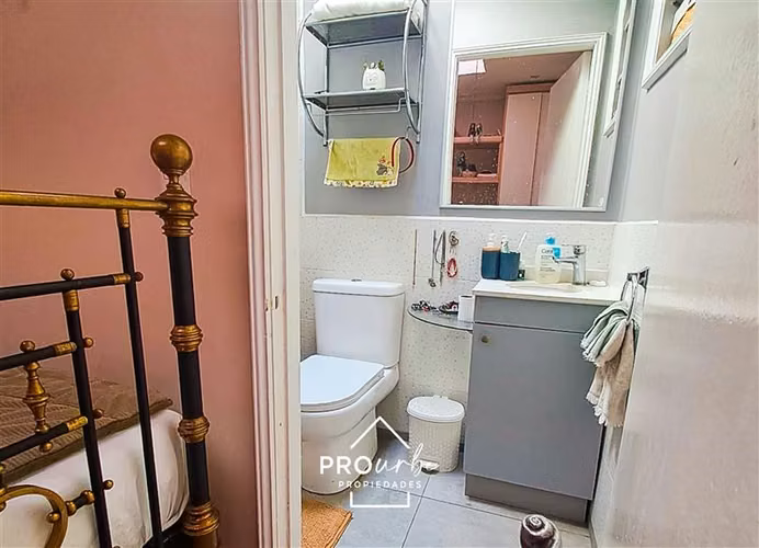Casa + acogedor departam en venta de 4 dorm. en Providencia - Imagen 27