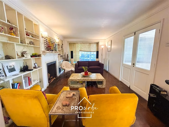 Casa + acogedor departam en venta de 4 dorm. en Providencia - Imagen 10