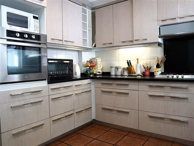 Casa en venta de 4 dorm. en Papudo
