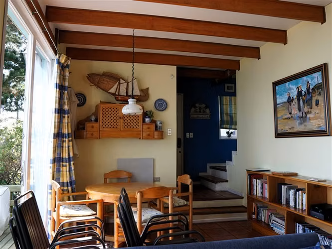Casa en venta de 4 dorm. en Papudo