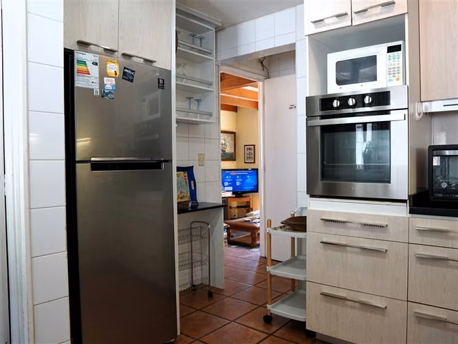 Casa en venta de 4 dorm. en Papudo