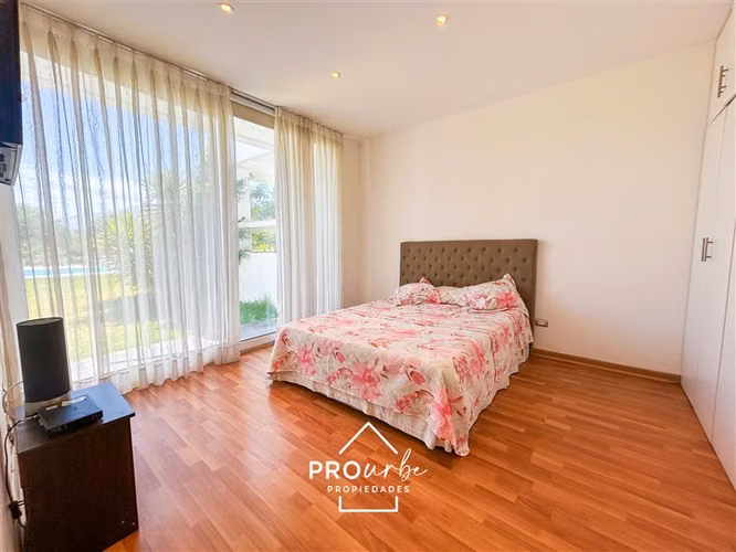 Casa en venta de 3 dorm Valle del Principal Pirque