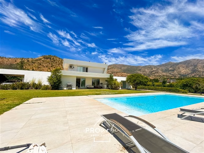 Casa en venta de 3 dorm Valle del Principal Pirque