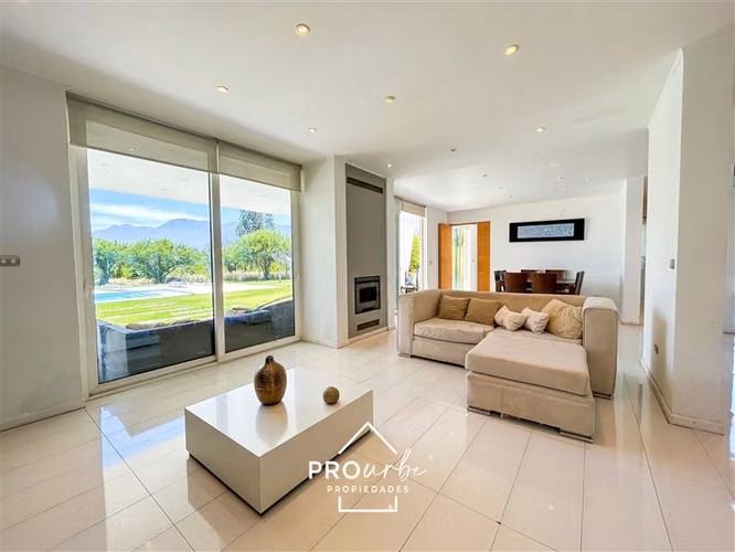 Casa en venta de 3 dorm Valle del Principal Pirque
