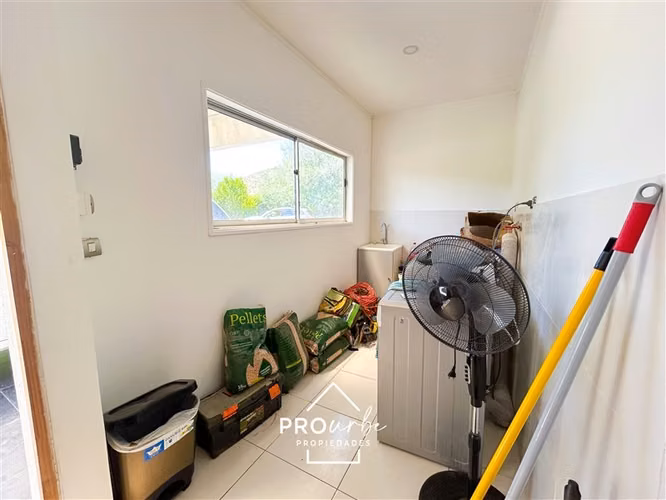 Casa en venta de 3 dorm Valle del Principal Pirque