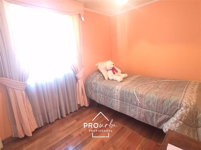 Casa en venta de 4 dorm. en Las Condes