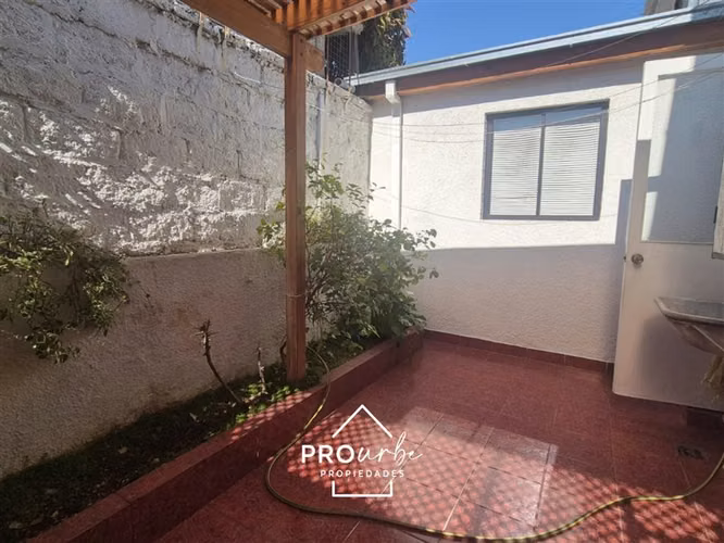 Casa en venta de 4 dorm. en Las Condes