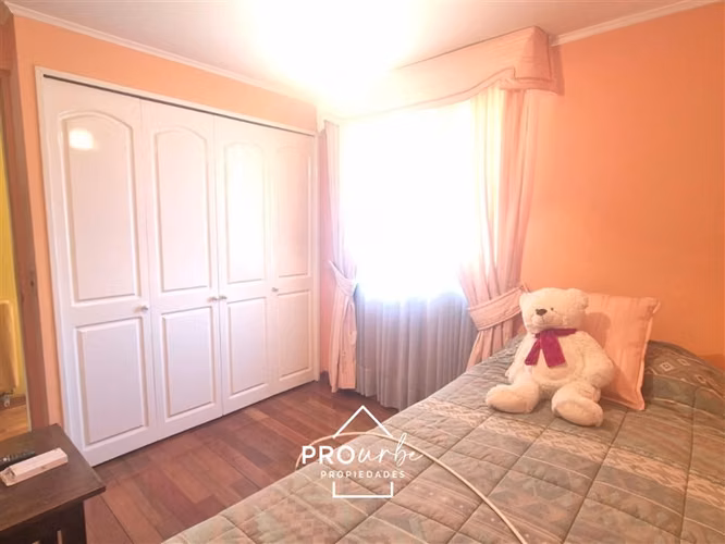 Casa en venta de 4 dorm. en Las Condes