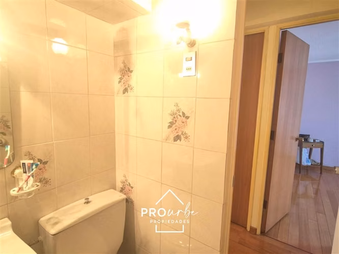 Casa en venta de 4 dorm. en Las Condes
