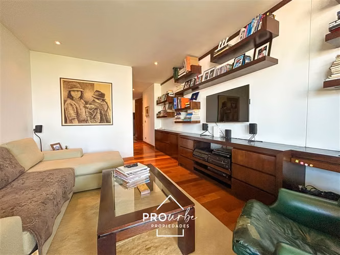Departamento en venta de 3 dorm. en suite en Cerro San Luis