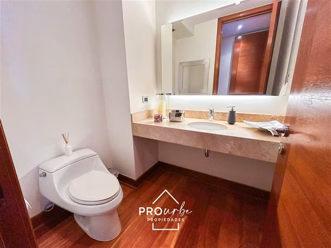 Departamento en venta de 3 dorm. en suite en Cerro San Luis