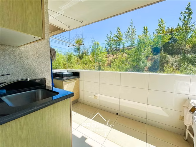 Departamento en venta de 3 dorm. en suite en Cerro San Luis