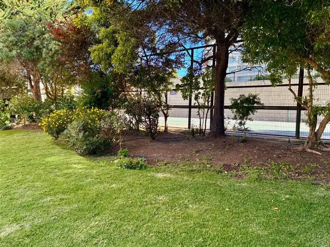 COSTA DE MONTEMAR / 2 DORMITORIOS / 5 MIL METROS DE JARDINES