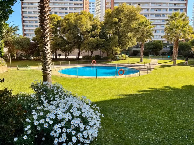 COSTA DE MONTEMAR / 2 DORMITORIOS / 5 MIL METROS DE JARDINES