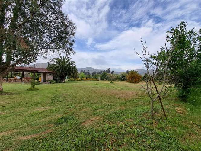 Parcela de 5900m2 en condominio casa 4 dom Baracaldo M.Pinto