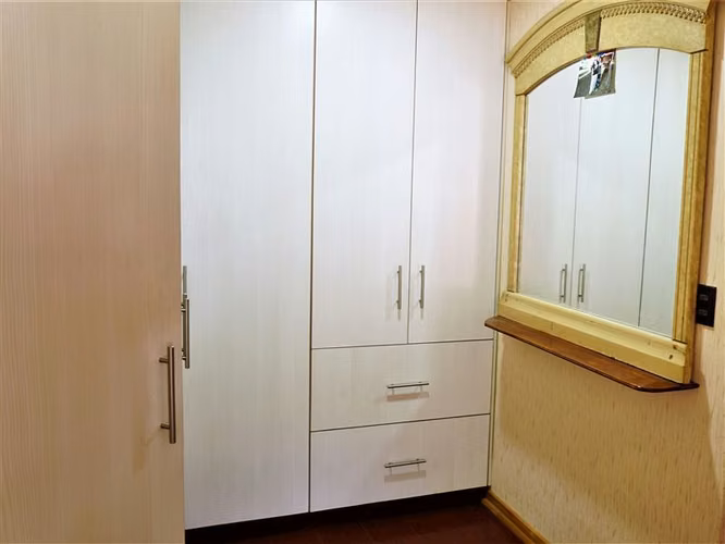 Casa en arriendo de 4 dorm. en Calera