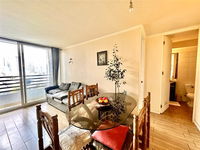 Departamento en venta de 2 dorm. en Estación Central