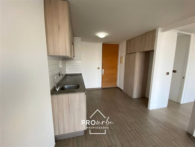 Moderno departamento en venta de 1 dorm. en Independencia