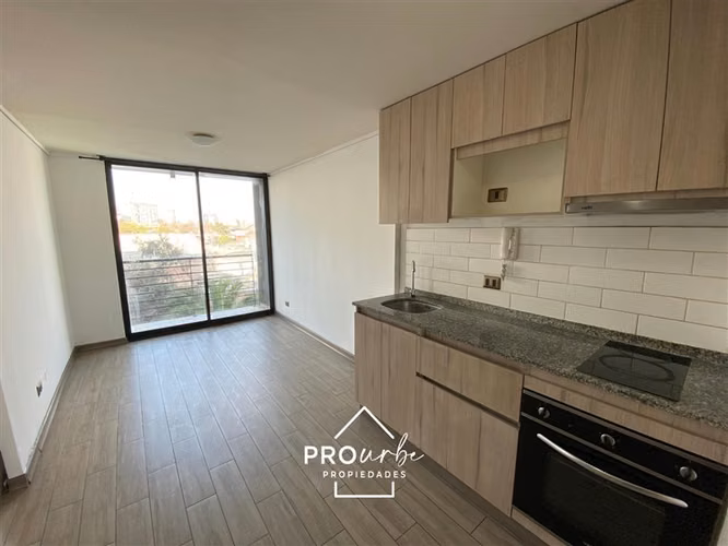 Moderno departamento en venta de 1 dorm. en Independencia