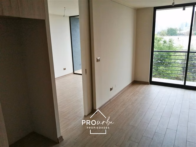 Moderno departamento en venta de 1 dorm. en Independencia