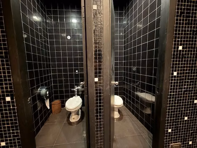 Local comercial. Patente de restaurante. Metro Manuel Montt