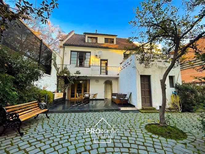 Gran casa, 300/400mt, SE ACEPTAN OFERTAS