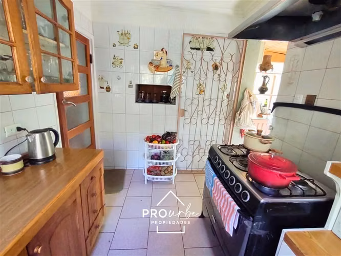 Espectacular casa en venta de 3 dorm. en La Reina