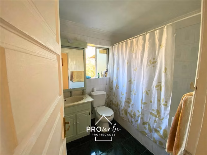 Espectacular casa en venta de 3 dorm. en La Reina