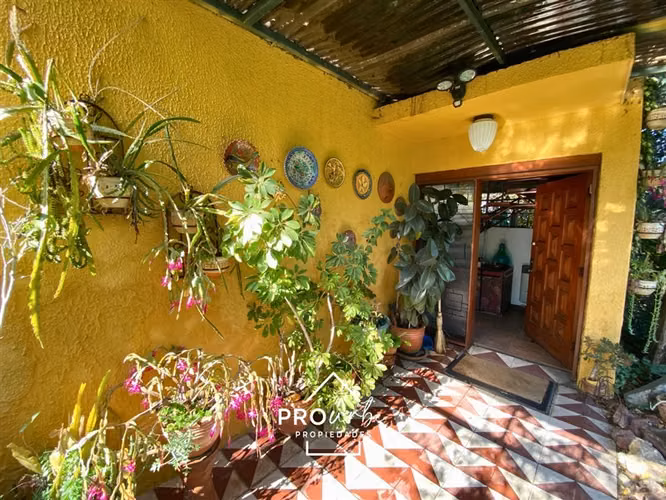 Espectacular casa en venta de 3 dorm. en La Reina
