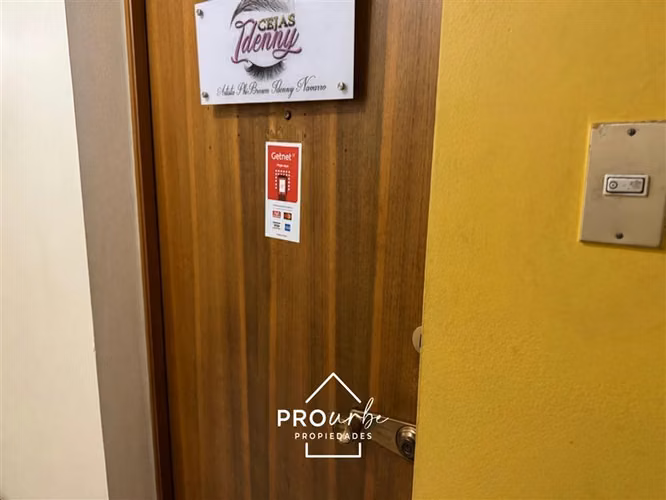 Oficina en venta a metros Metro Tobalaba