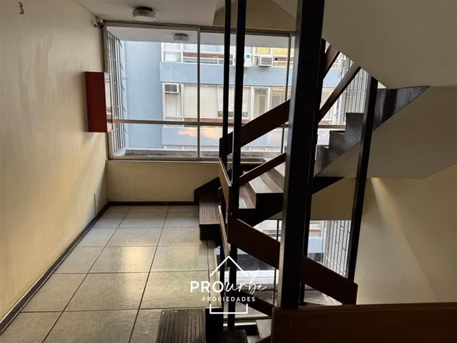 Oficina en venta a metros Metro Tobalaba