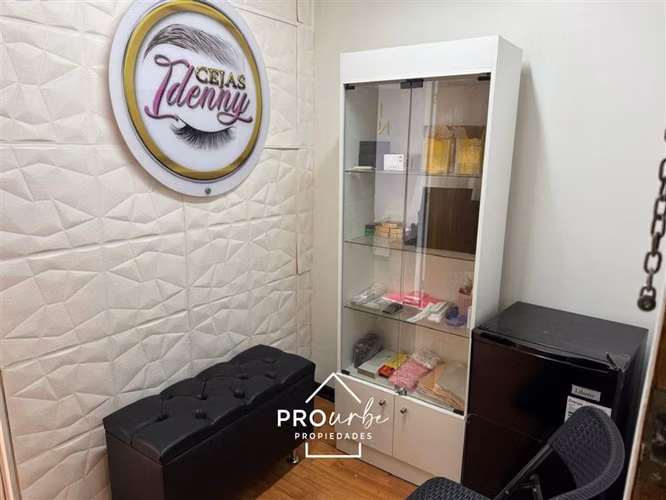 Oficina en venta a metros Metro Tobalaba