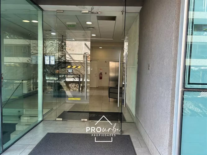 2 Privados estacionamiento a pasos del metro Simon Bolivar - Imagen 18