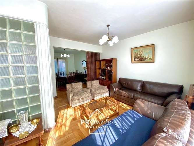 Casa en venta de 4 dorm. en Providencia - Imagen 2