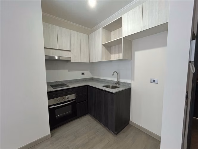 Departamento en venta de 1 dorm. en La Cisterna