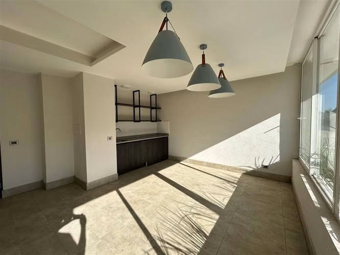 Departamento en venta de 1 dorm. en La Cisterna