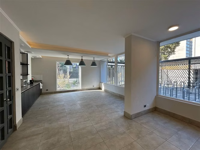 Departamento en venta de 1 dorm. en La Cisterna