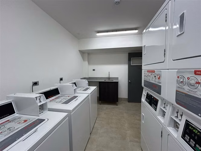 Departamento en venta de 1 dorm. en La Cisterna
