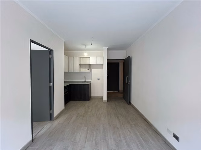 Departamento en venta de 1 dorm. en La Cisterna